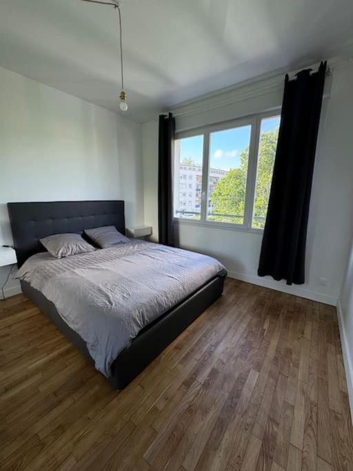 Charmant Appartement T3 Avec Balcon, Centre-Ville 洛里昂 外观 照片
